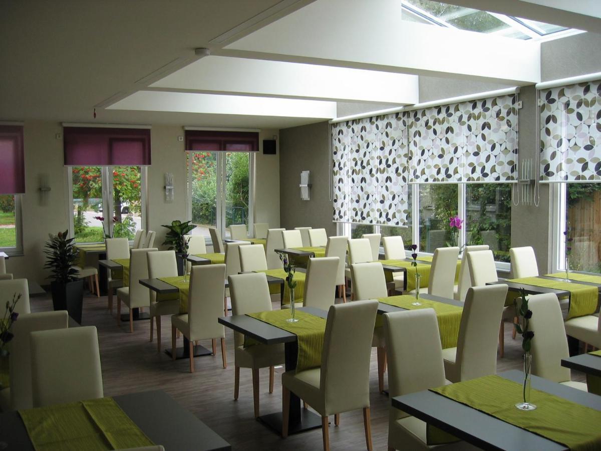 H+ Hotel Erfurt Esterno foto